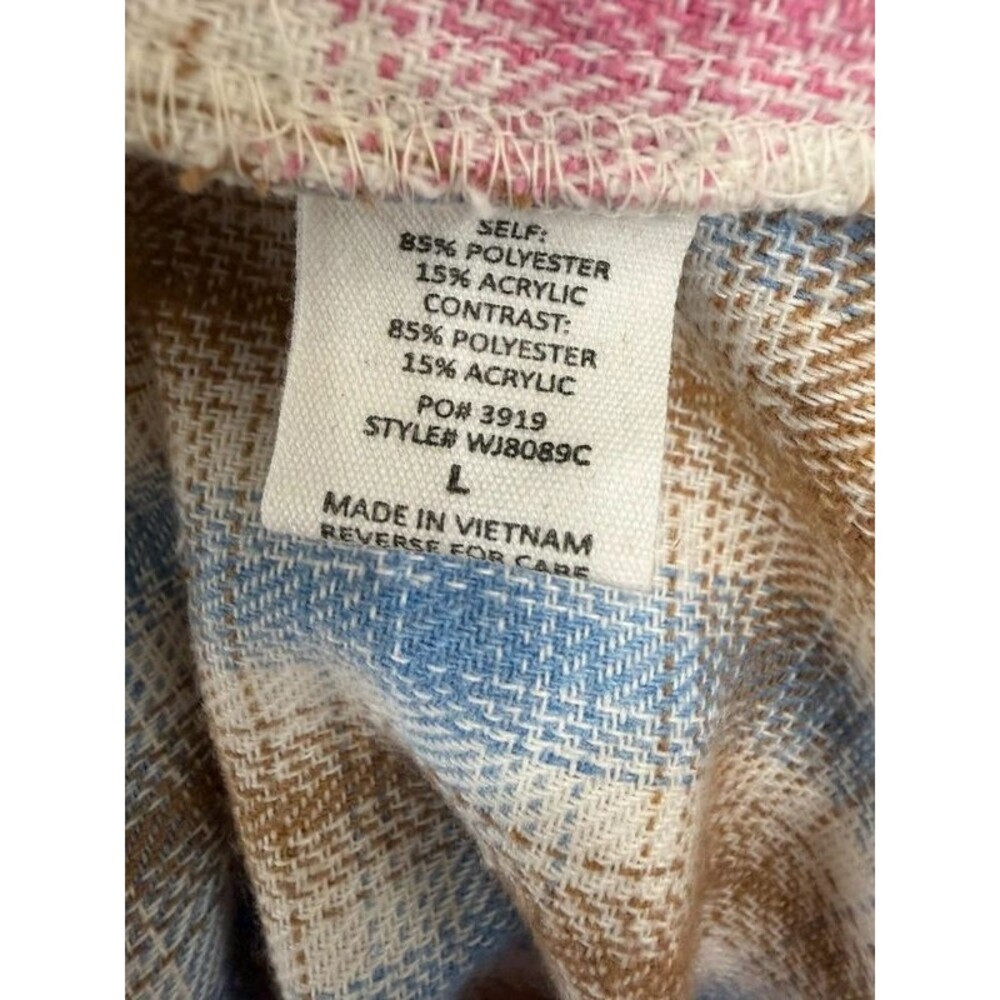 Timing Plaid Colorblock High-Low Shacket with Side Pockets, Size Large - Picture 5 of 6